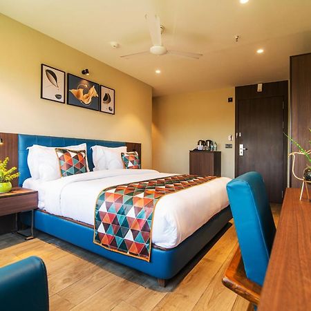 Hotel Sadbhav Villa سورات المظهر الخارجي الصورة