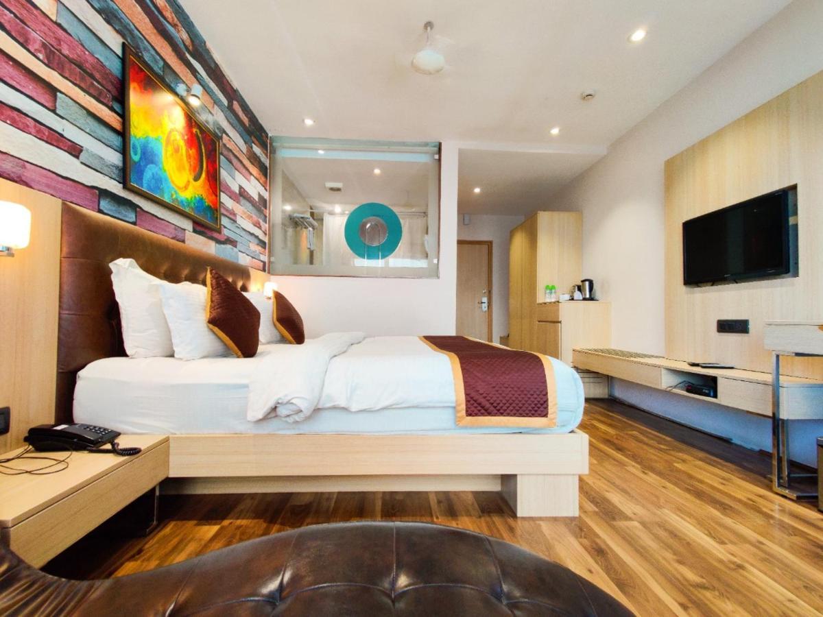 Hotel Sadbhav Villa سورات المظهر الخارجي الصورة