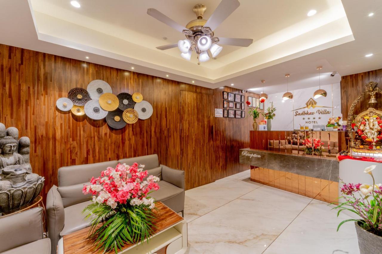 Hotel Sadbhav Villa سورات المظهر الخارجي الصورة